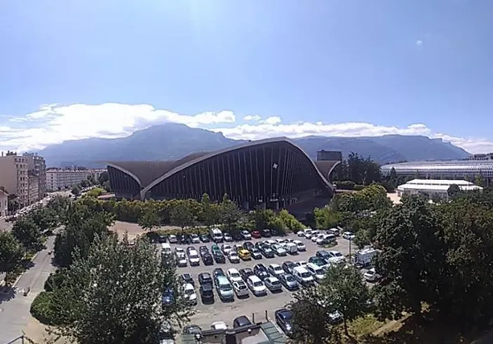 Appartement Grenoble Apartment *